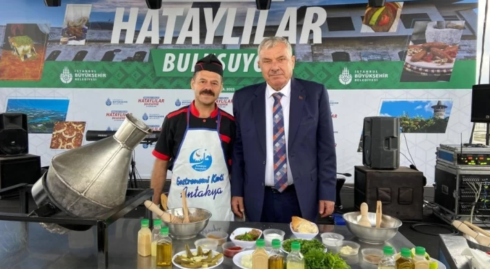 BAŞKAN YILMAZ İSTANBUL’DA HATAY GÜNLERİ FUARINDA  