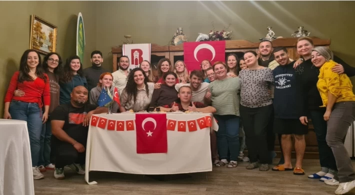 3 ÖĞRETMENİMİZ LİTVANYA’DAN DÖNDÜ