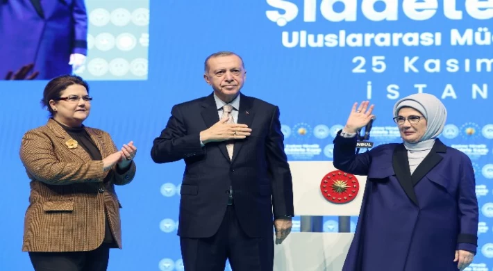 Cumhurbaşkanı Erdoğan: Toplumsal hayatın temel direği kadındır