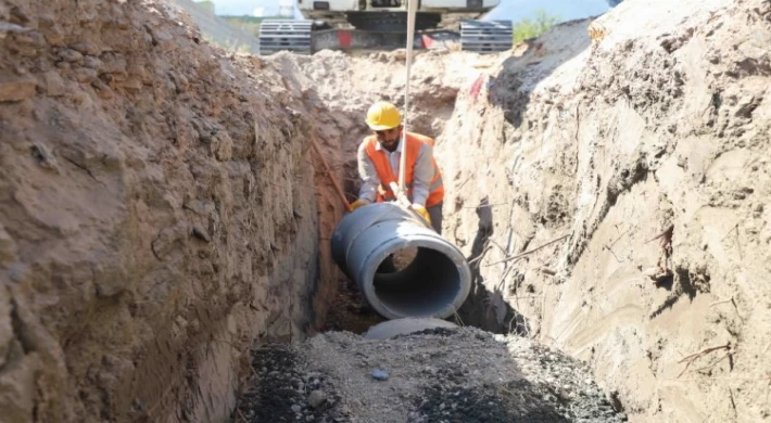 Hatay Antakya’nın altyapısında 141 kilometreyi tamamladı