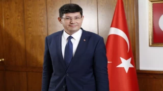 Aydın Nazilli’nin İYİ Partili Belediye Başkanı AK Parti’ye geçti