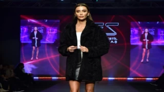 Özge Ulusoy’lu defile fuara damga vurdu