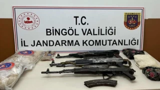 Bingöl’de kalaşnikof ve patlayıcı madde ele geçirildi