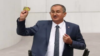 CHP’li Sertel’den internet siteleri ile ilgili düzenlemeye tepki!