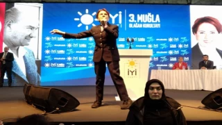 Muğla’da ’Başbakan Akşener’ karşılaması